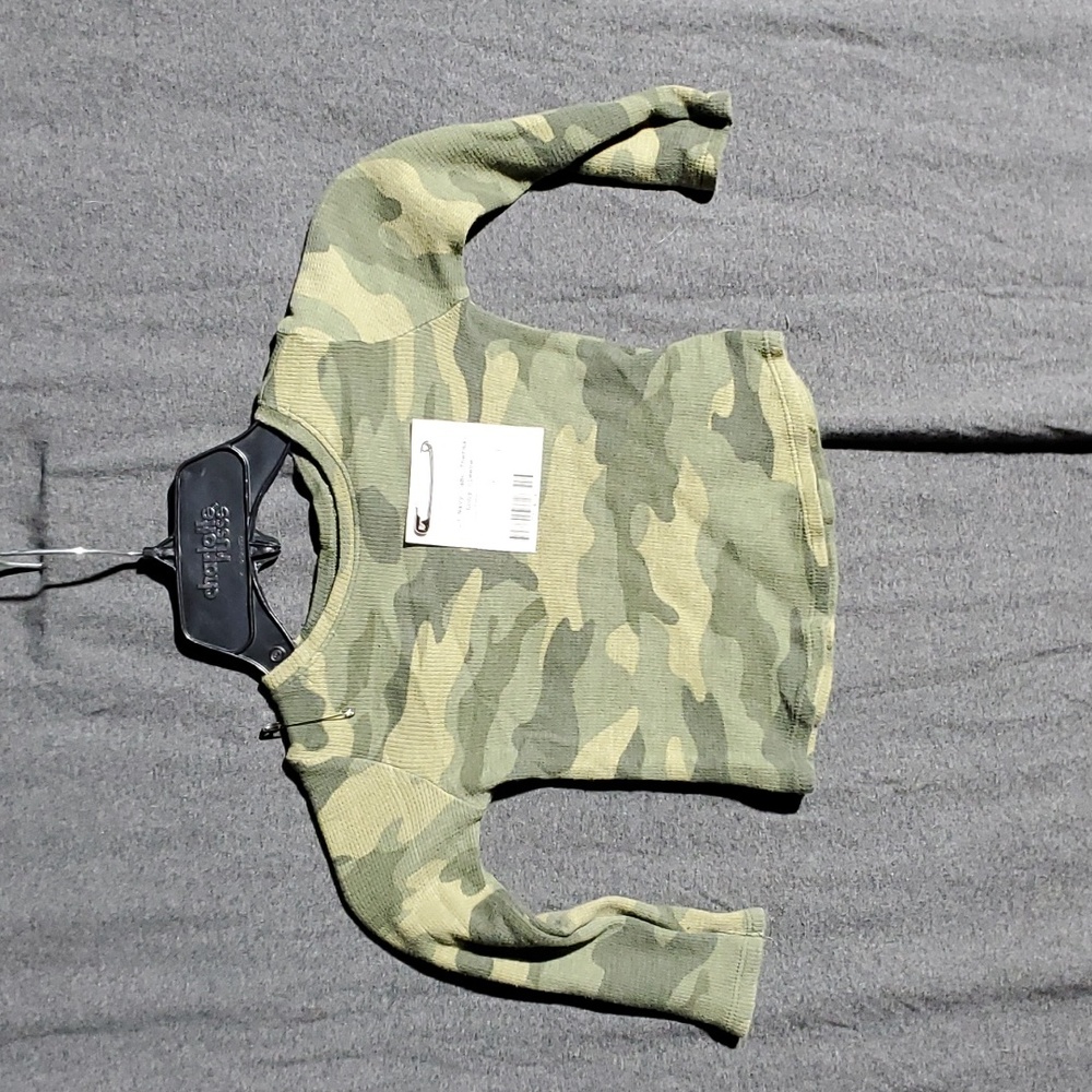 5 for $20 Old Navy Camo Top